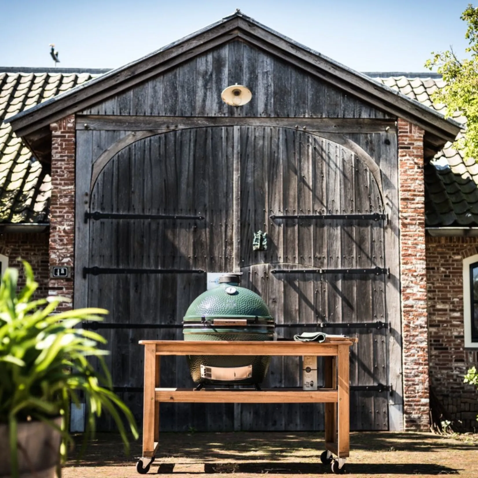 eucalyptus table xlarge incl wielen