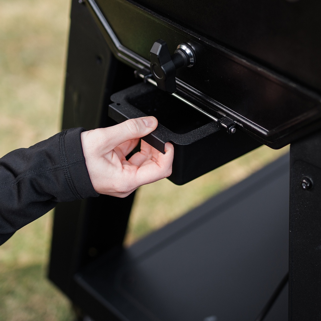 gravity series xt digital charcoal bbq & smoker