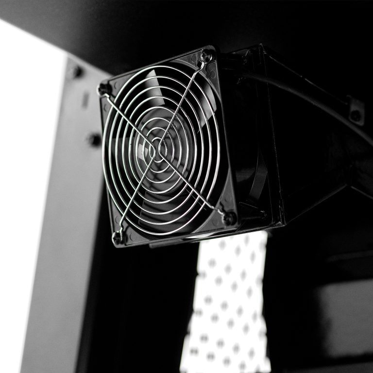 gravity series xt digital charcoal bbq & smoker