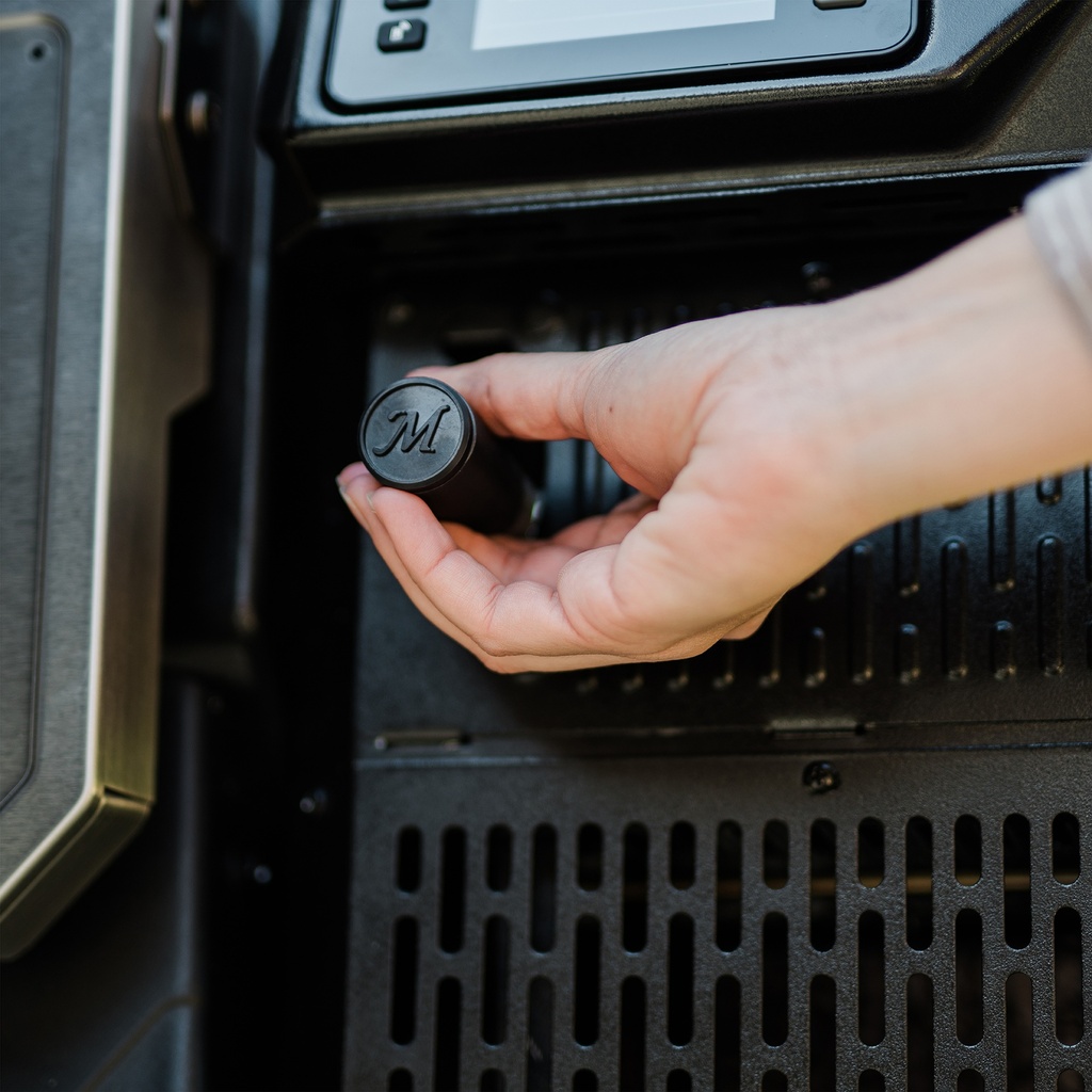 gravity series xt digital charcoal bbq & smoker