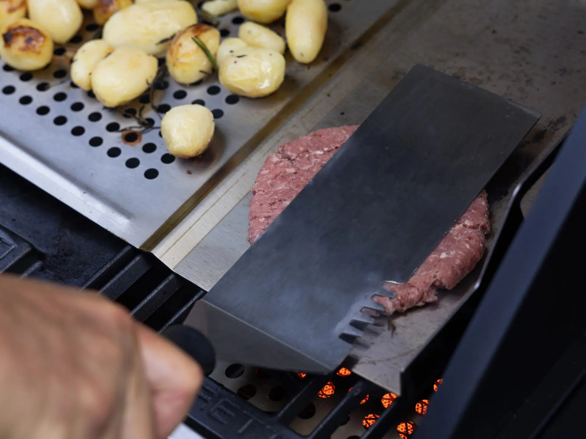 2-in-1 Grill tray met spatel