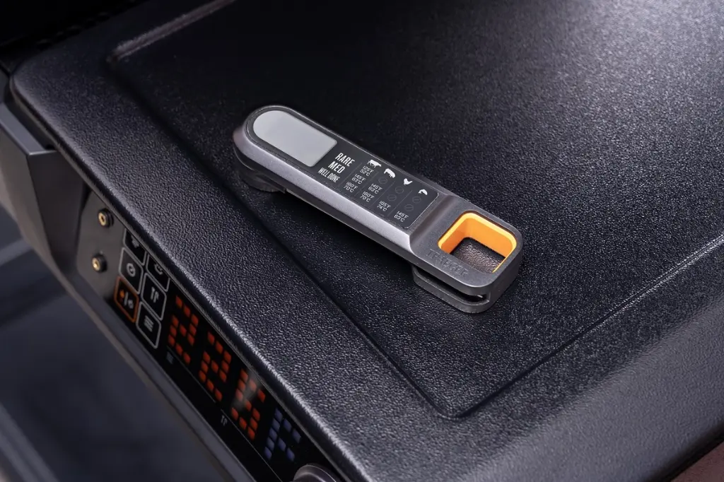 bac873_traeger_instant_read_meat_thermometer_b.1200.webp
