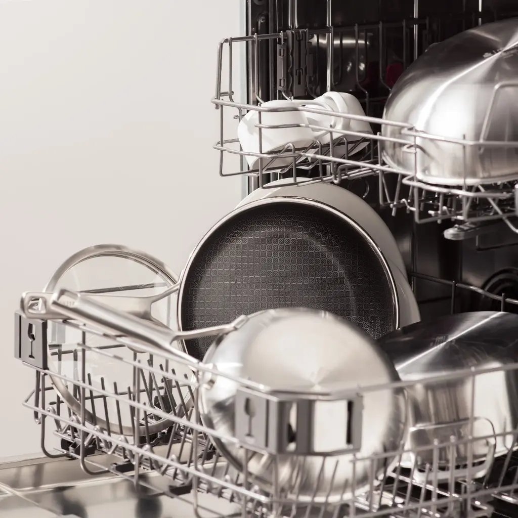 CC010904-001-image9-feature3_dishwasher.webp