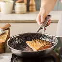 CC010905-001-image7-feature1_non-stick.webp