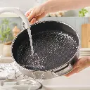 CC010907-001-image8-feature2_cleaning.webp