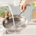 CC010915-001-image8-feature2_cleaning.webp