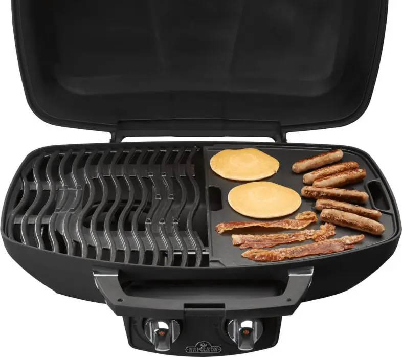 56080-Web-Gallery-03-PRO285-griddle-with-food-Full-Size.png_c23f6bc4.webp