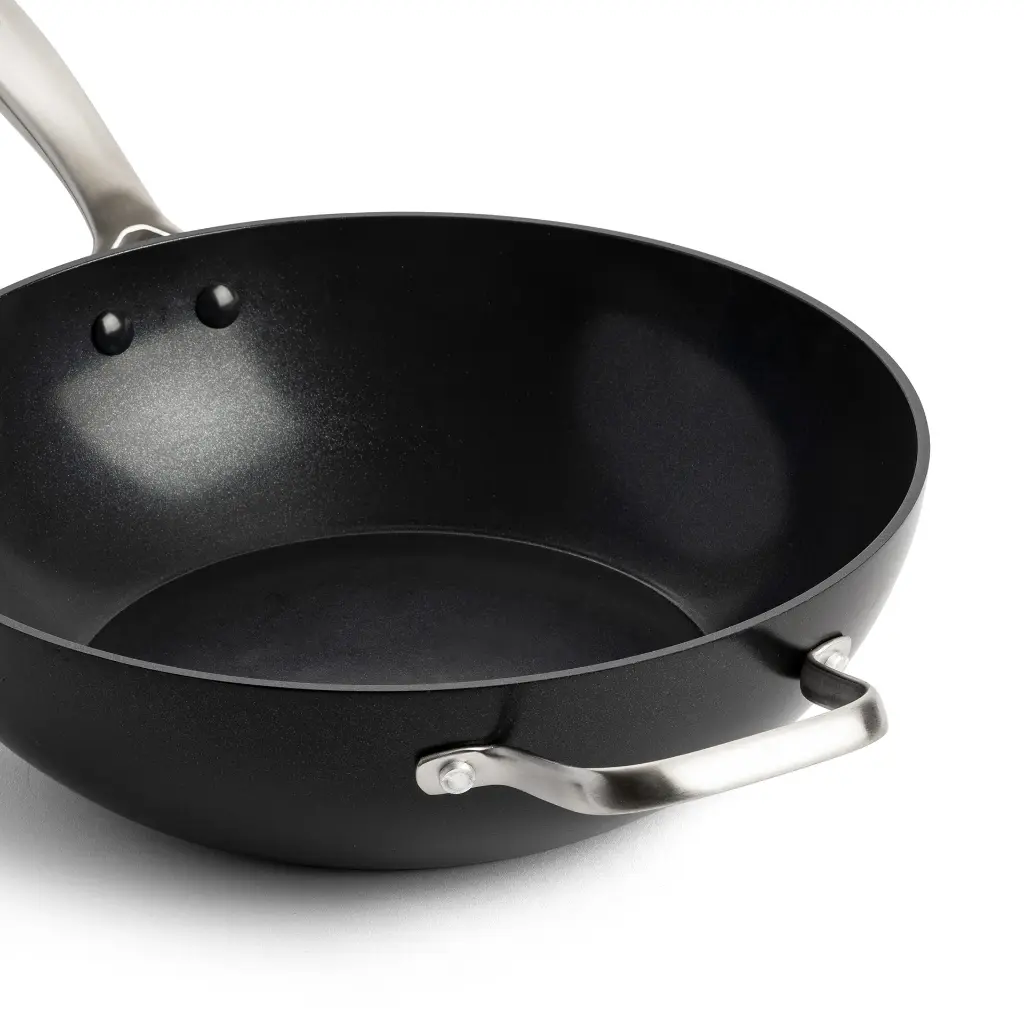 3-Cop-Wok-30cm-CC003111-001-DetailHandle.webp