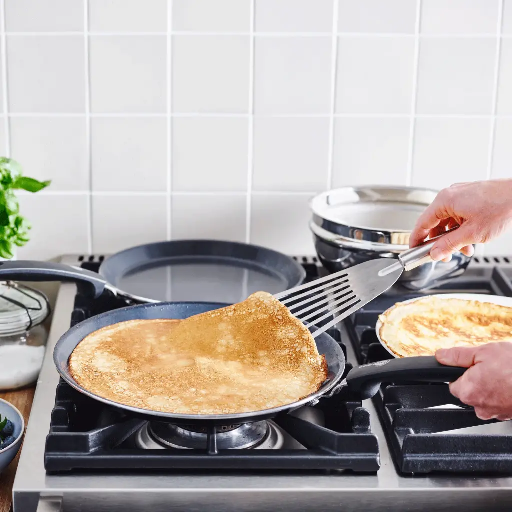 GP_ESS_BA_Bd_Pancakepan_Set_MetalUtensilSafe_Lifestyle-a.webp