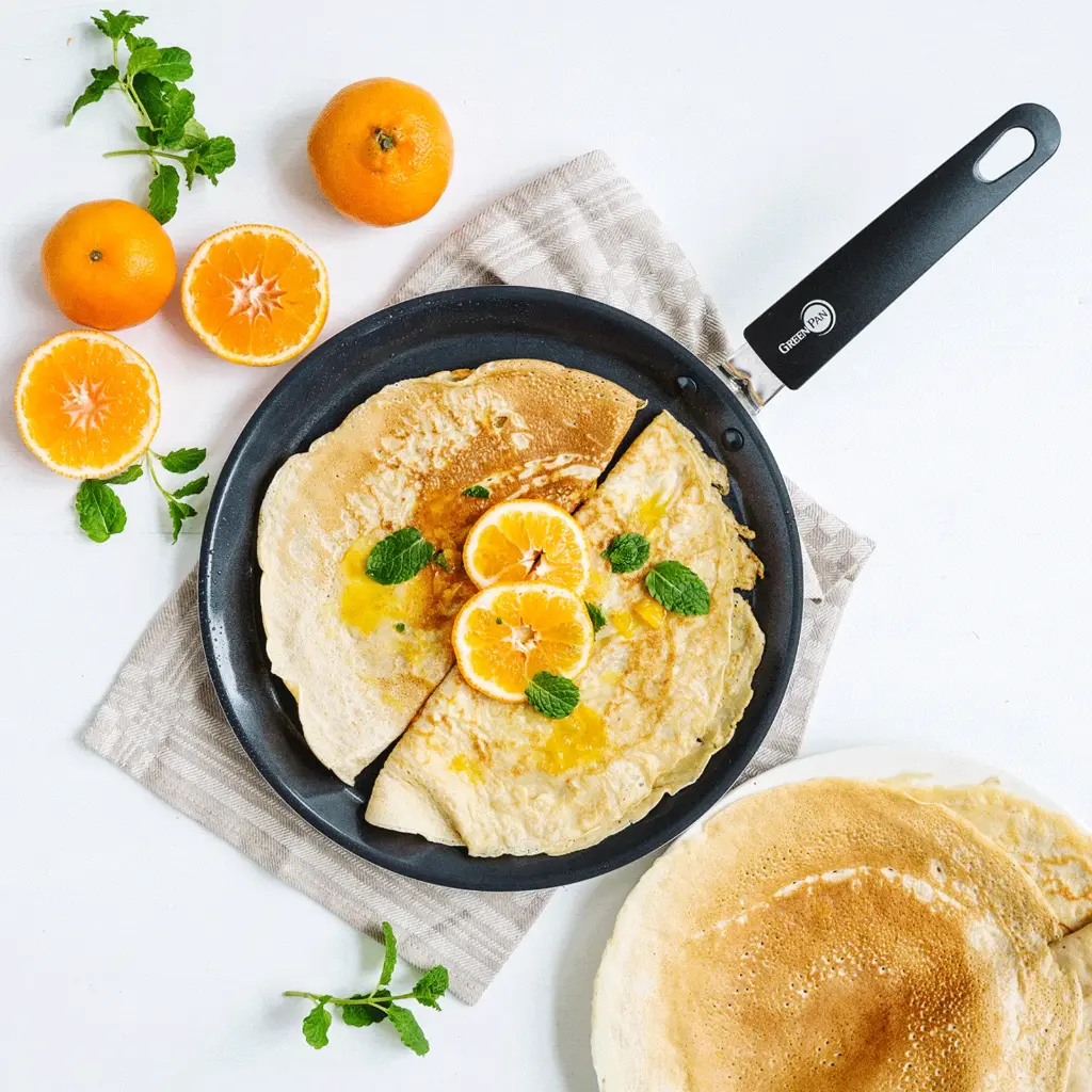 GP-ESS-BA-w-Bd-NS-pancake-pan-3-a.webp