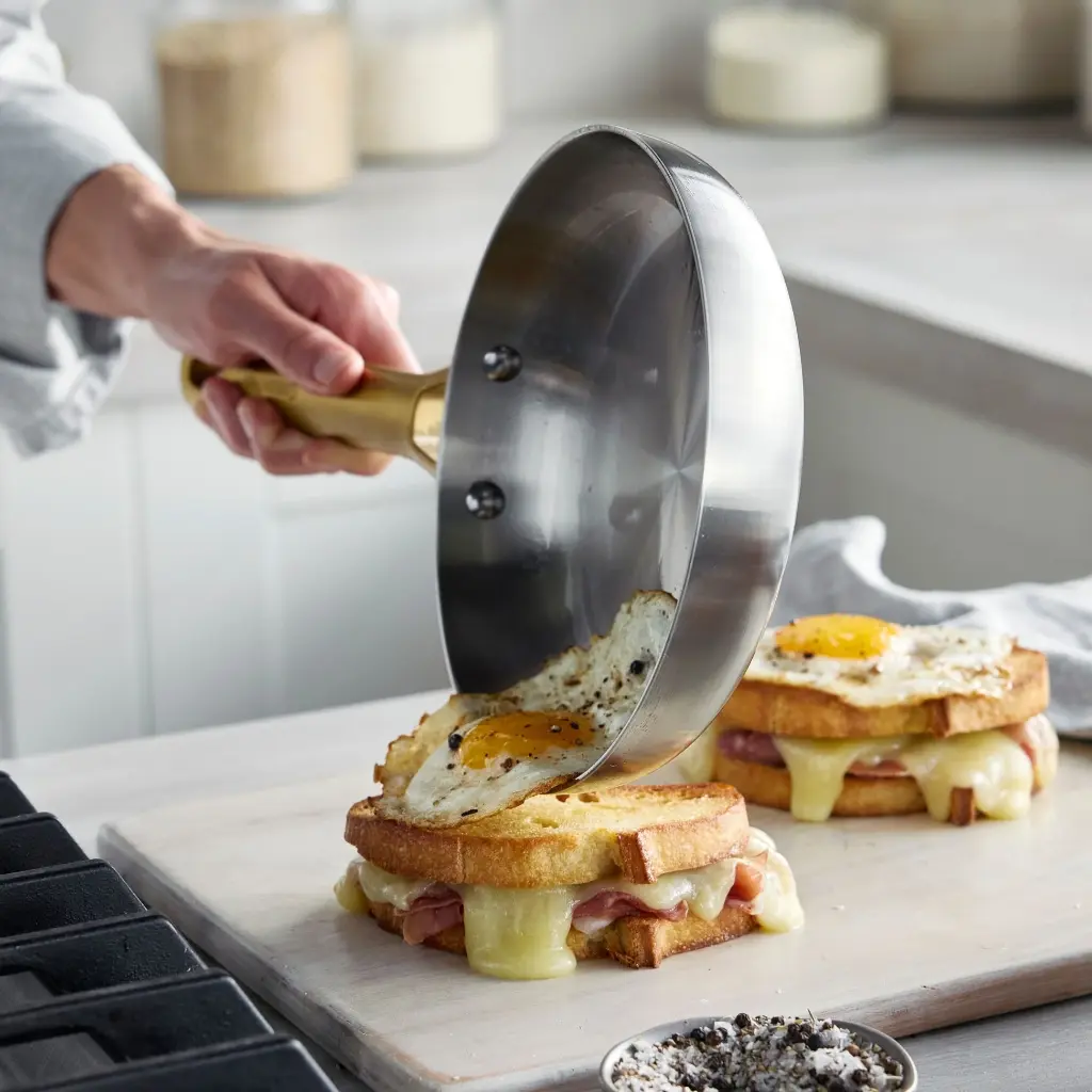 CC010167-001-image6-feature1_non_stick.webp