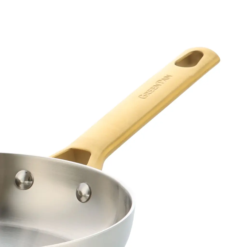 CC010167-001-image3-detail1-handle.webp