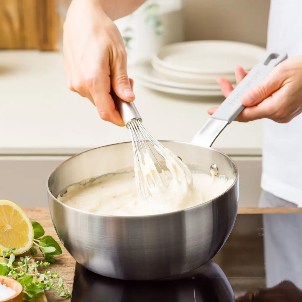 CC010580-001-image6-feature1_non_stick.webp