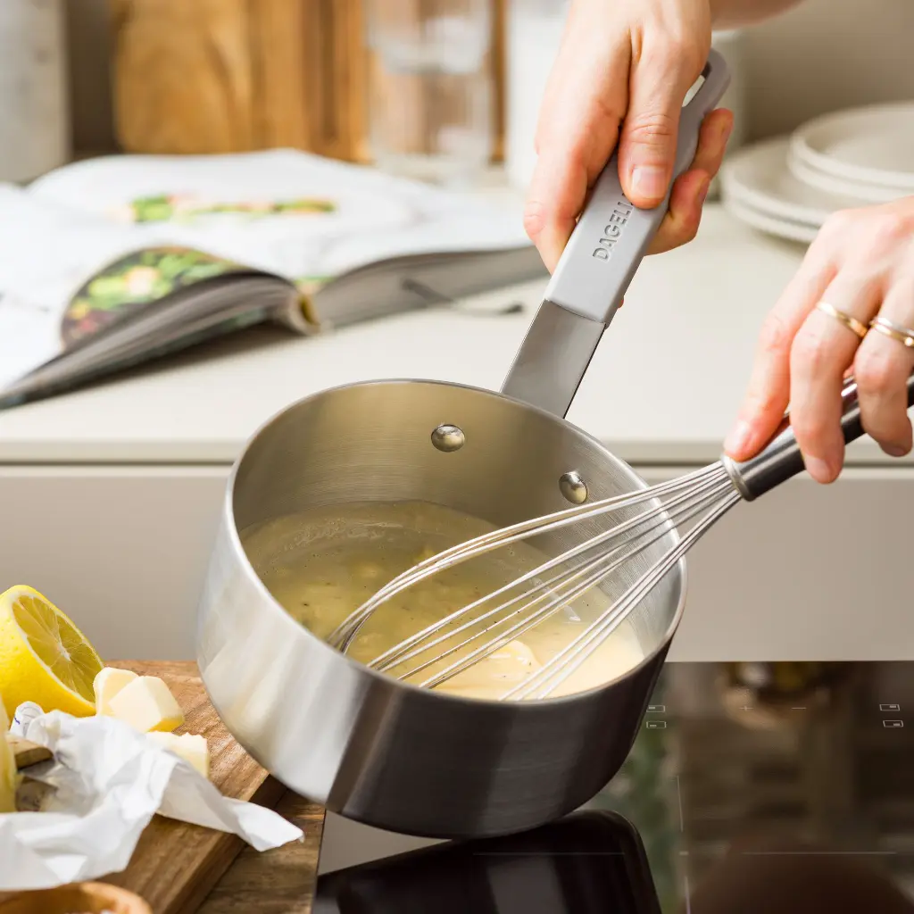 CC010590-001-image6-feature1_non_stick.webp