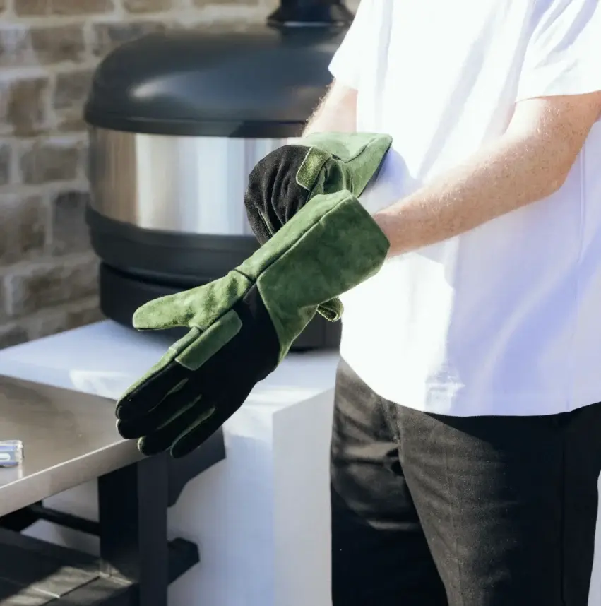 gozney-gozney-heat-resistant-gloves-57303675633993.webp