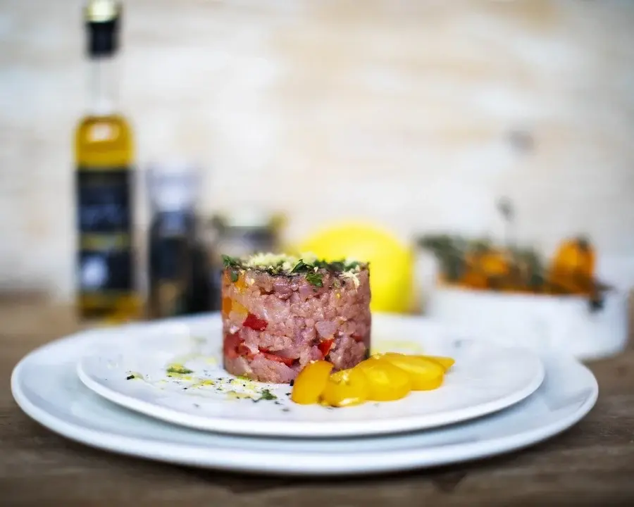 tuna_tartare_900x.webp