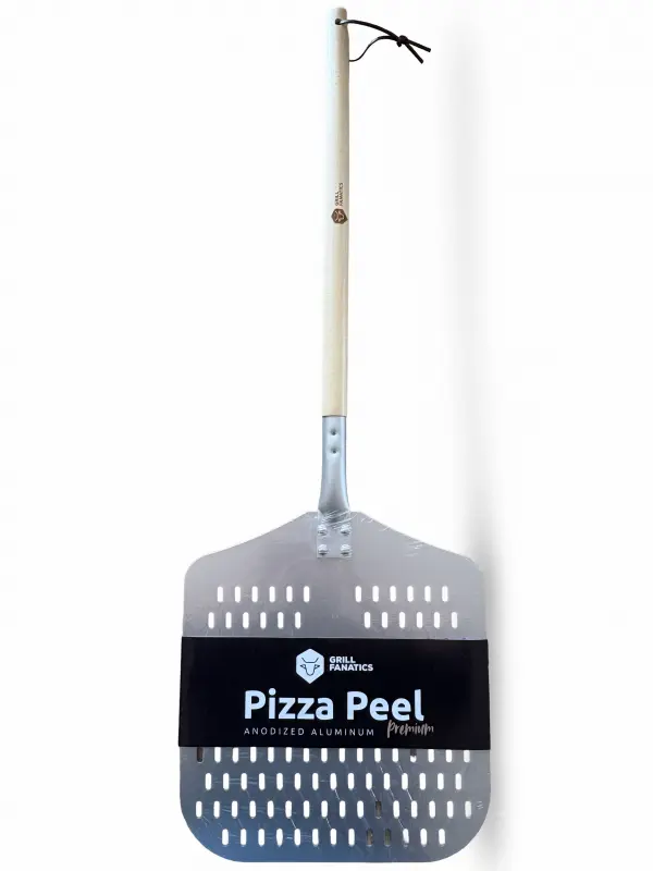 Geperforeerde pizzaschep